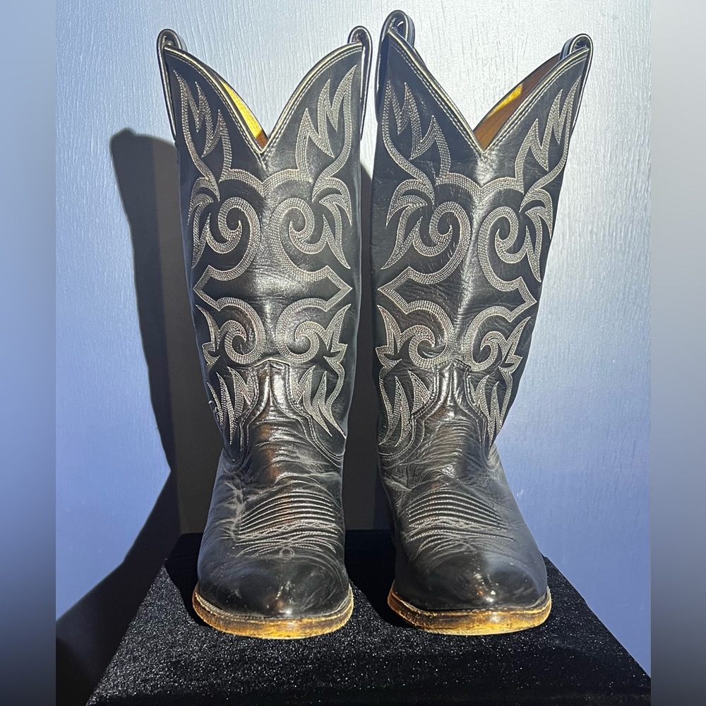 Vintage 1990s Pre Owned Genuine Leather Dan Post Cowboy Boots